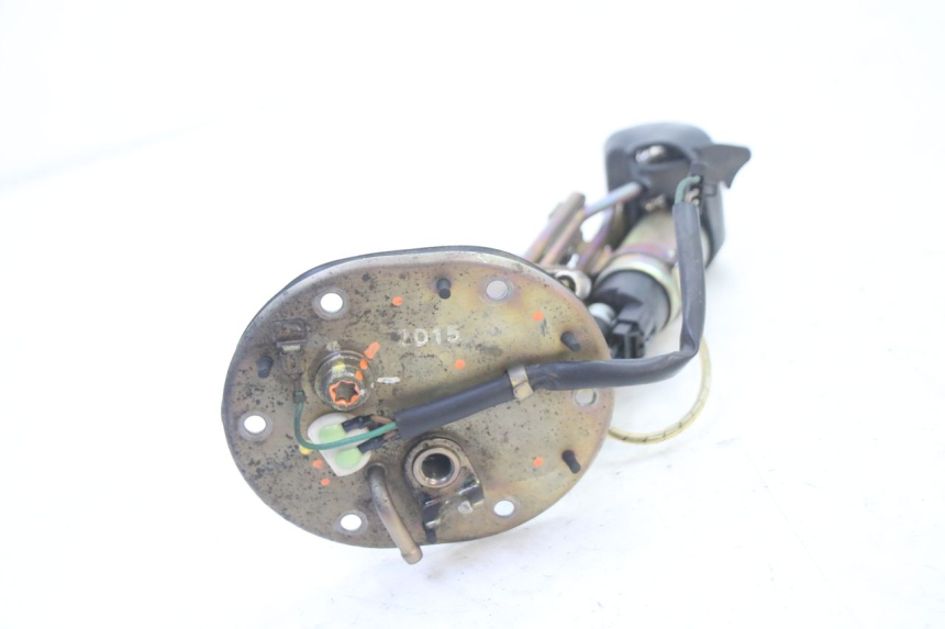 photo de POMPA PALIWA HONDA ST PAN EUROPEAN 1300 (2002 - 2013) - Zbliżenie techniczne