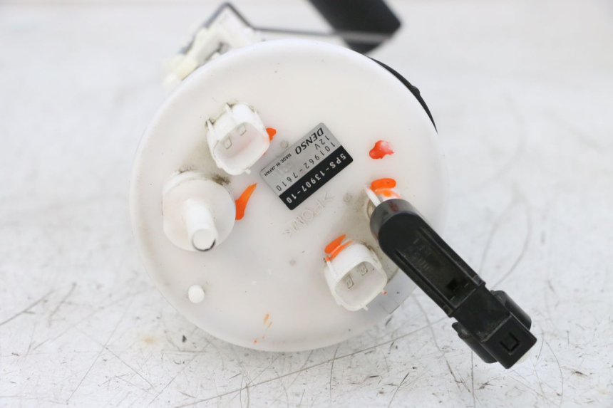 photo de POMPA PALIWA YAMAHA TDM ABS 900 (2002 - 2014) - Stan powierzchni