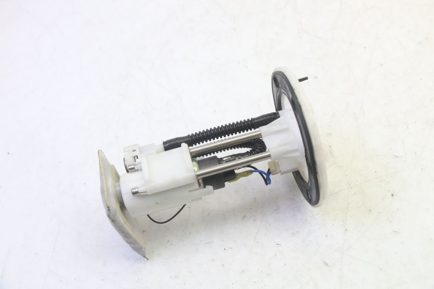 photo de POMPA PALIWA PEUGEOT TWEET PRO EFI 4T 50 (2021 - 2022) - Zoom stanu zużycia