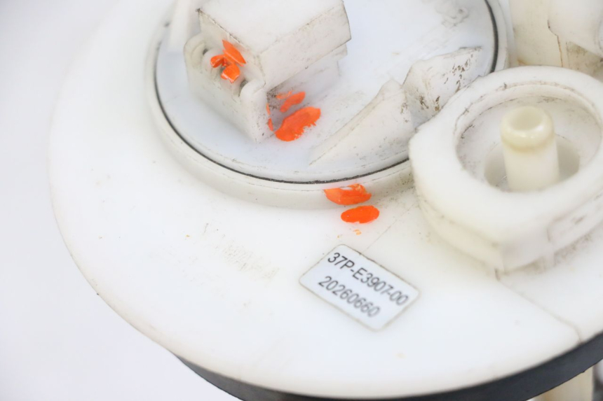 photo de POMPA PALIWA YAMAHA X-MAX XMAX 125 (2010 - 2013) - Stan powierzchni