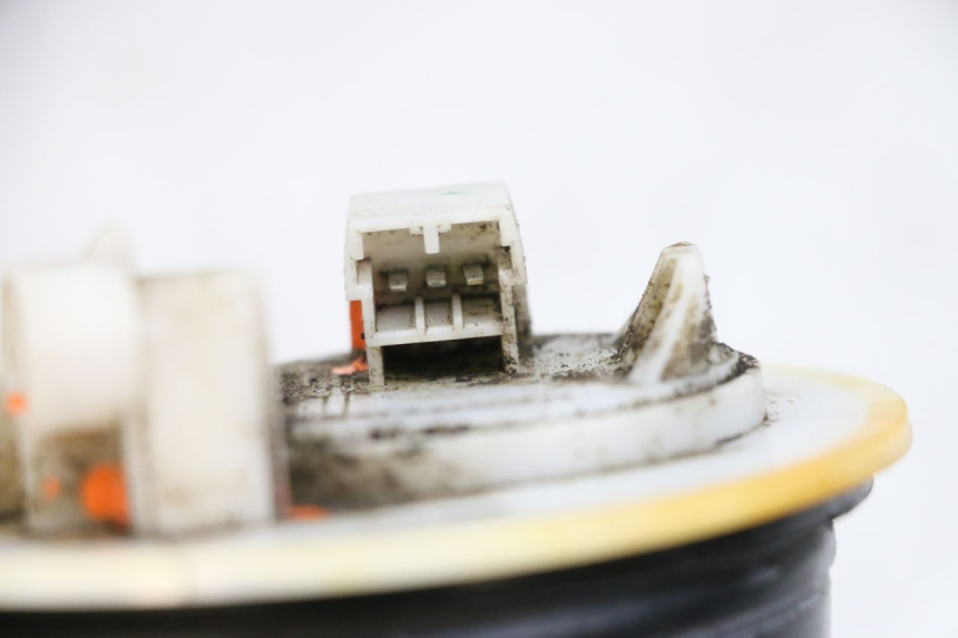 photo de POMPA PALIWA YAMAHA X-MAX XMAX 125 (2010 - 2013) - Zoom stanu zużycia