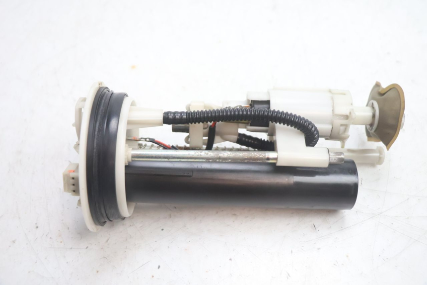 photo de POMPA PALIWA YAMAHA XMAX X-MAX 125 (2006 - 2009) - Zbliżenie techniczne