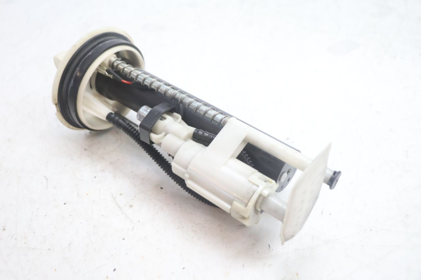 photo de POMPA PALIWA YAMAHA X-MAX XMAX 125 (2010 - 2013) - Punkty mocowania
