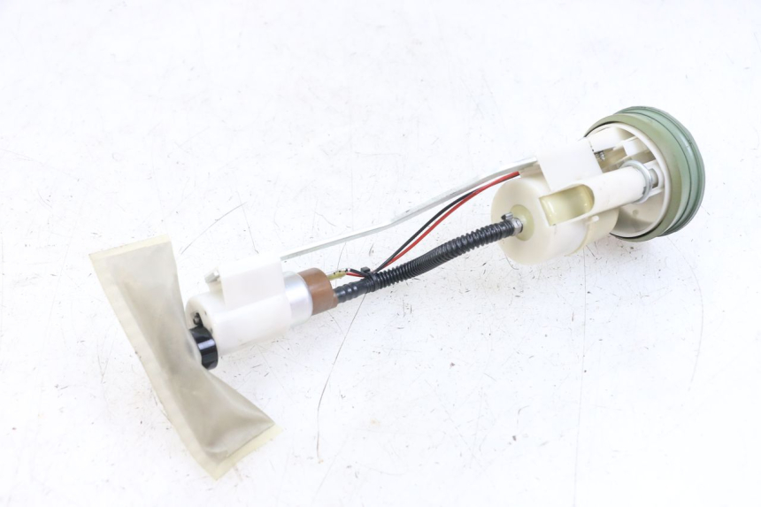 photo de POMPA PALIWA PIAGGIO X10 125 (2012 - 2017) - Inny kąt widzenia