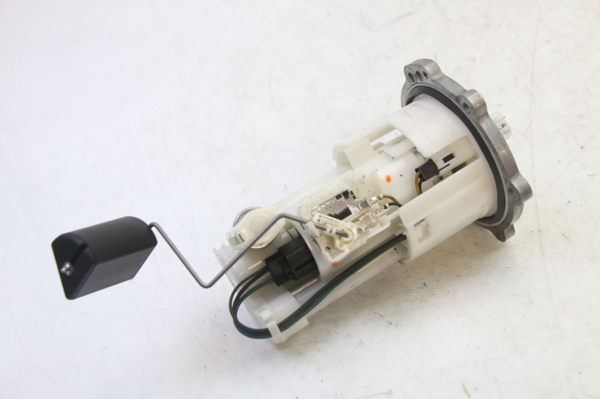 photo de POMPA PALIWOWA YAMAHA XJ6 ABS 600 (2008 - 2016) - Widok główny