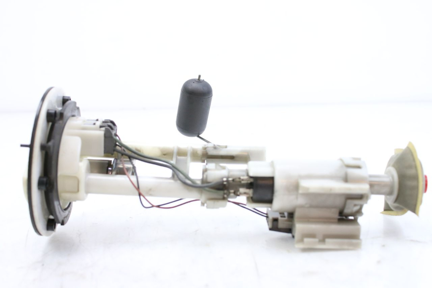 photo de POMPA PALIWA YAMAHA XP T-MAX TMAX ABS 500 (2004 - 2007) - Zoom stanu zużycia