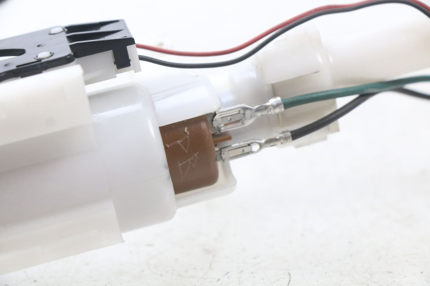 photo de POMPA PALIWA YAMAHA XP T-MAX TMAX 500 (2008 - 2012) - Zbliżenie techniczne