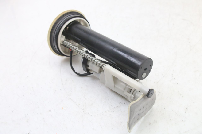 photo de POMPA PALIWA YAMAHA X-MAX XMAX ABS 250 (2010 - 2014) - Punkty mocowania