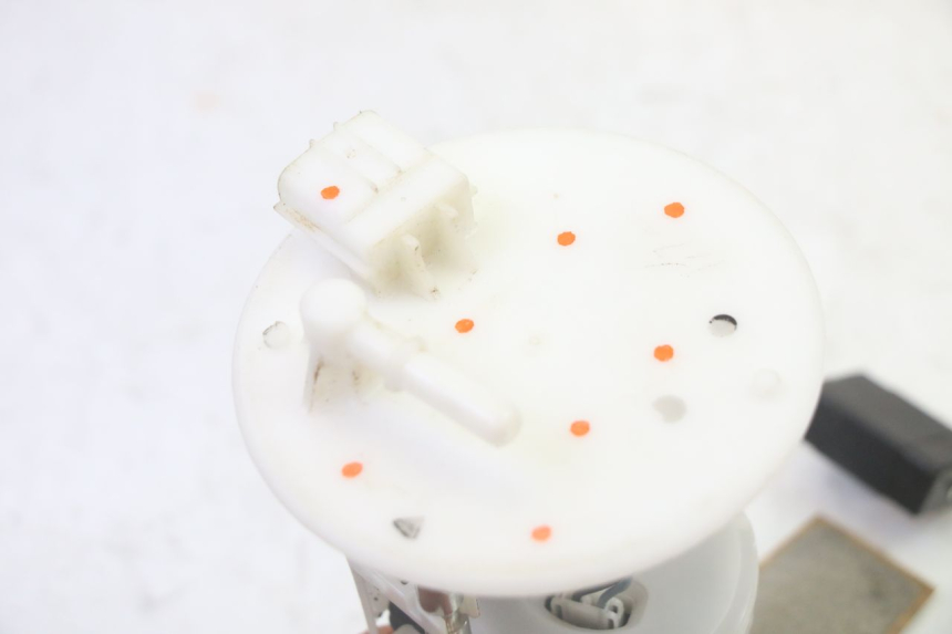 photo de POMPA PALIWA YAMAHA YFM GRIZZLY 550 (2008 - 2015) - Zbliżenie techniczne