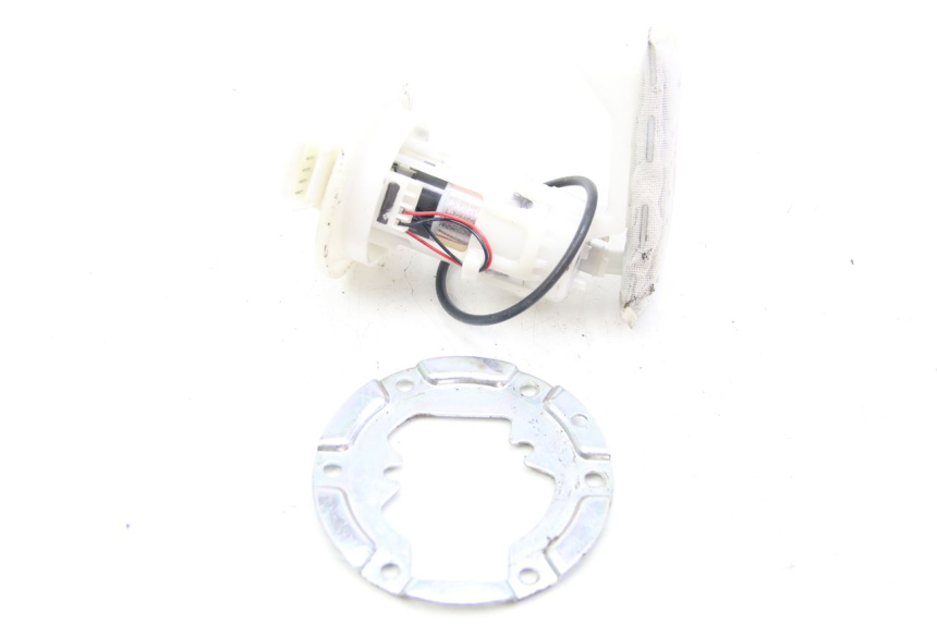 photo de POMPA PALIWA PIAGGIO ZIP 4T 50 (2018 - 2020) - Inny kąt widzenia