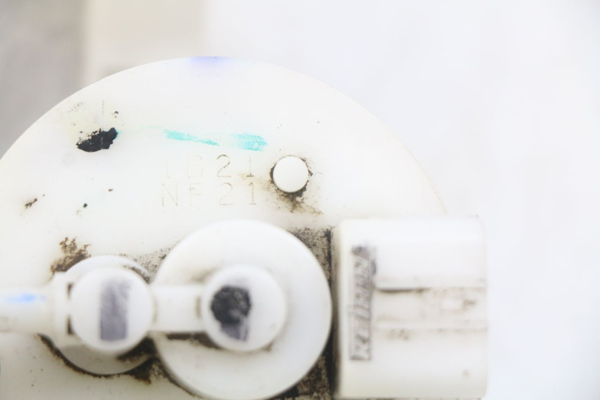 photo de POMPA PALIWA PIAGGIO ZIP 4T 50 (2018 - 2020) - Inny kąt widzenia