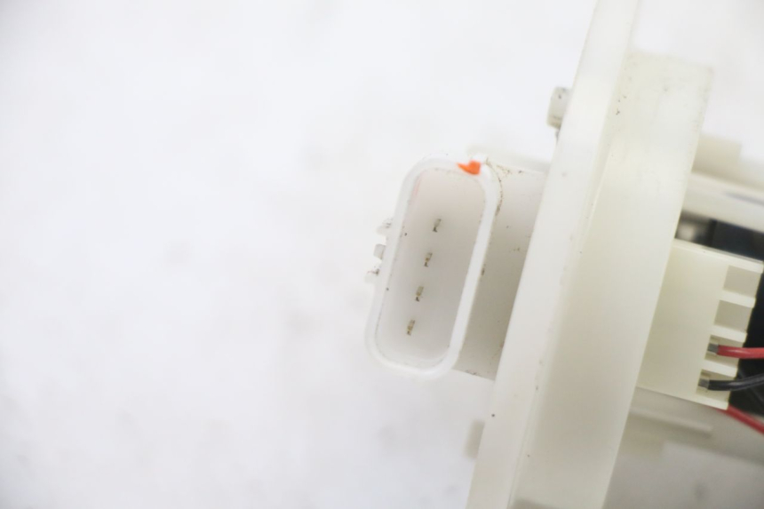 photo de POMPA PALIWA PIAGGIO ZIP 4T 50 (2018 - 2020) - Inny kąt widzenia