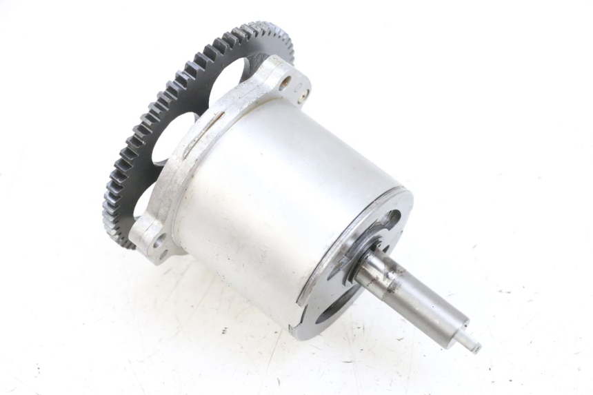 photo de POMPA OLEJU MV AGUSTA BRUTALE R WALLY 910 (2008 - 2008) - Zbliżenie techniczne