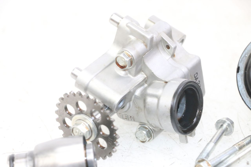 photo de POMPA OLEJU HONDA CB R 1000 (2018 - 2023) - Część sprawdzona