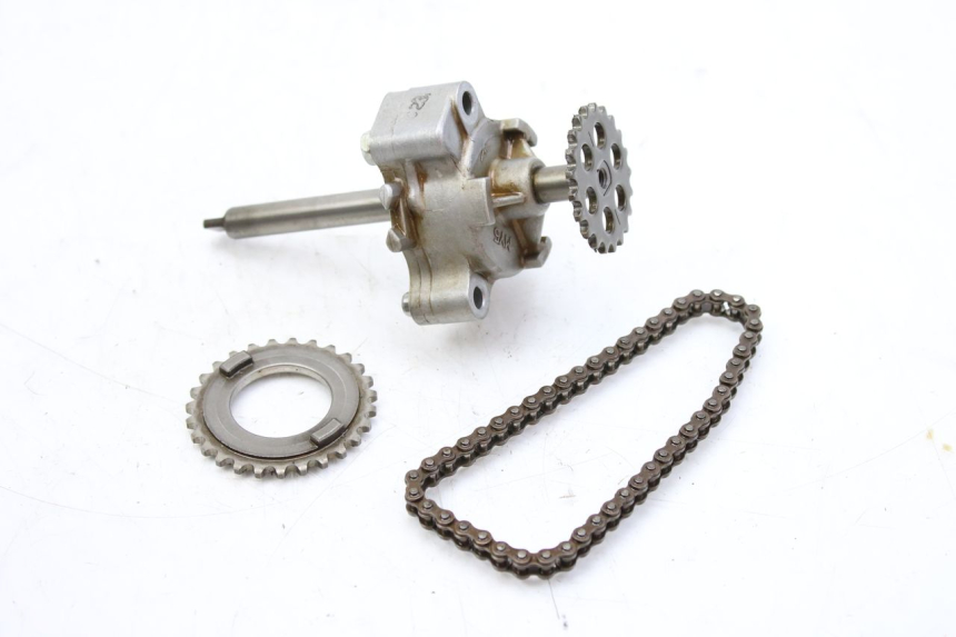 photo de POMPA OLEJU HONDA CBF 500 (2004 - 2007) - Widok główny