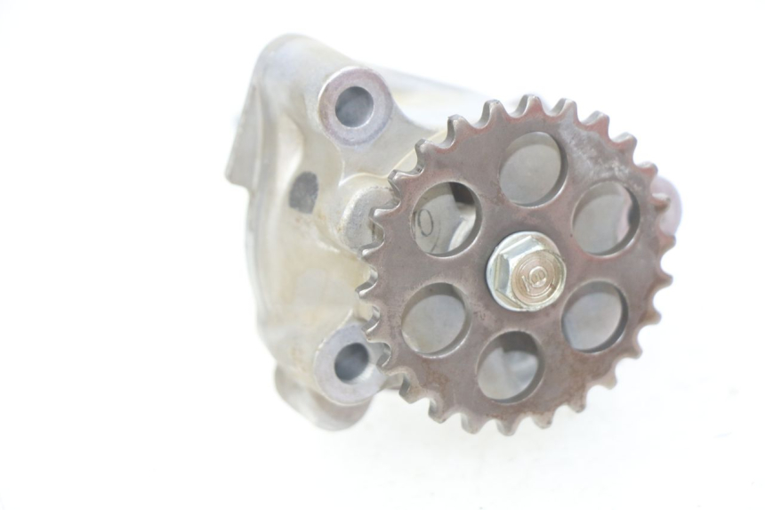 photo de POMPA OLEJU HONDA CBR RR FIREBLADE 900 (1992 - 1994) - Inny kąt widzenia