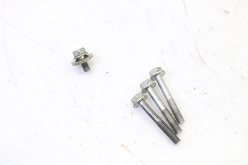 photo de POMPA OLEJU HONDA CBR RR FIREBLADE 900 (1992 - 1994) - Widok produktu