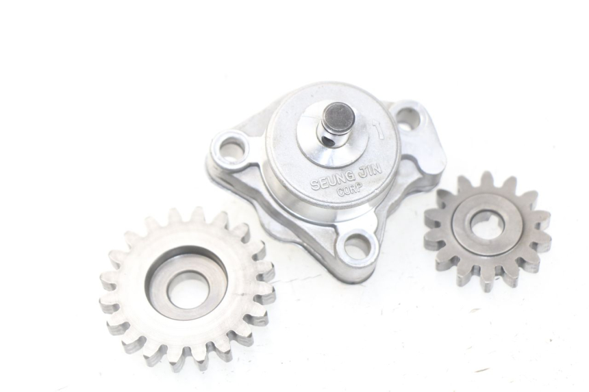 photo de POMPA OLEJU HYOSUNG COMET GTR 125 (2007 - 2014) - Widok główny