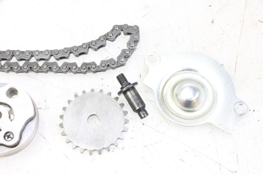 photo de POMPA OLEJU DAELIM BESBI 125 (2007 - 2008) - Inny kąt widzenia