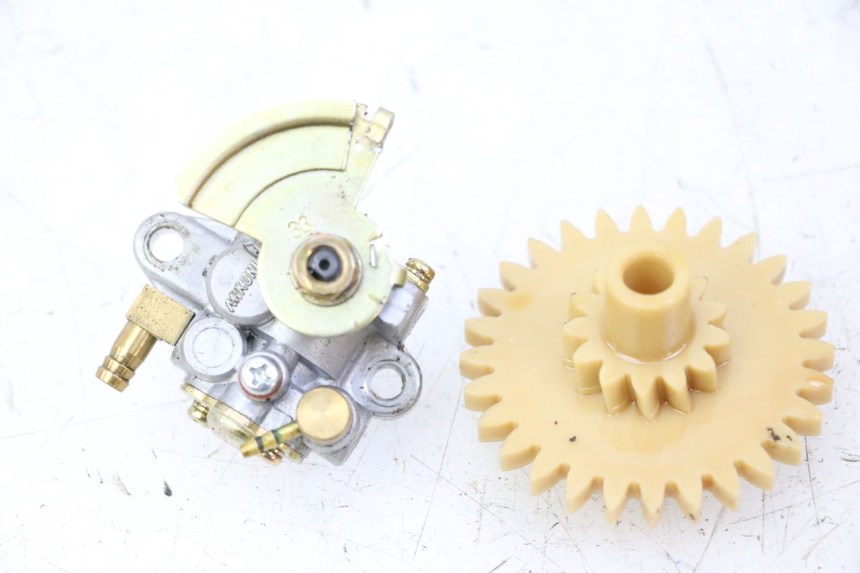 photo de POMPA OLEJU APRILIA ETX 125 (1998 - 2002) - Widok główny