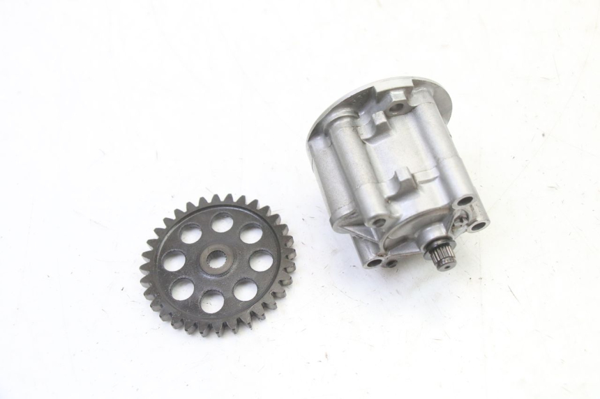 photo de POMPA OLEJU YAMAHA FJ 36Y 1100 (1984 - 1985) - Zbliżenie techniczne