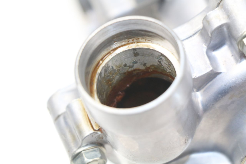 photo de POMPA OLEJU YAMAHA FZ8 800 (2010 - 2016) - Zbliżenie techniczne