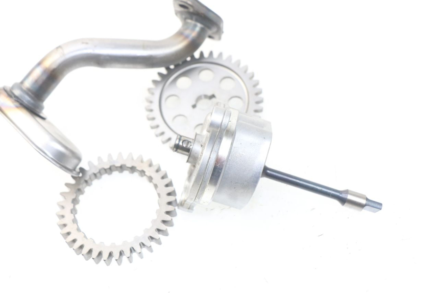 photo de POMPA OLEJU SUZUKI GSR 600 (2005 - 2012) - Szczegół części