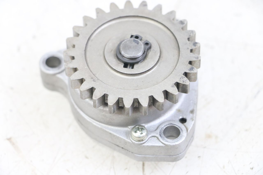 photo de POMPA OLEJU SUZUKI GSX E 250 (1982 - 1983) - Widok główny