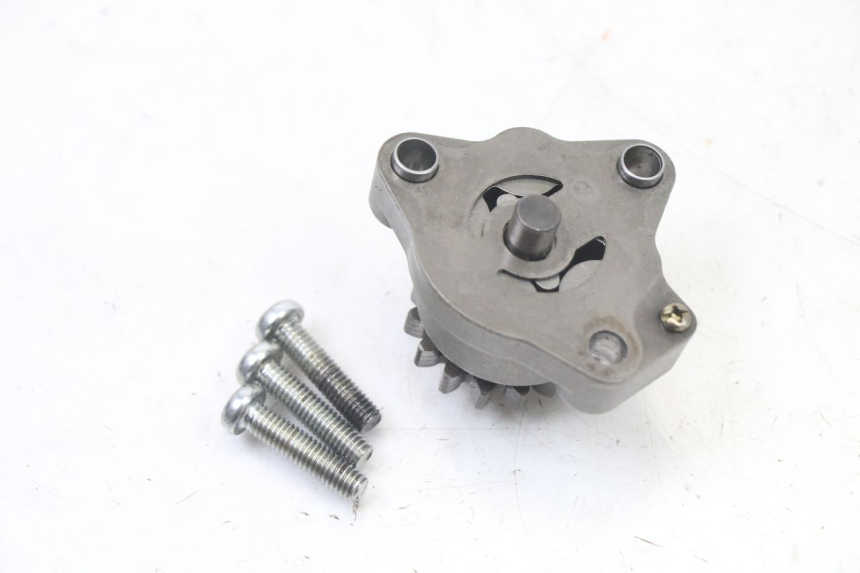 photo de POMPA OLEJU HYOSUNG GTR 125 (2006 - 2008) - Zbliżenie techniczne