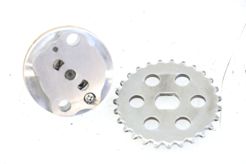 photo de POMPA OLEJU HONDA FES S-WING SWING 125 (2007 - 2015) - Zoom stanu zużycia