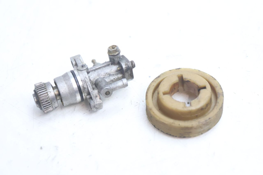 photo de POMPA OLEJU RIDE JUMP 2T 50 (2012 - 2017) - Inny kąt widzenia