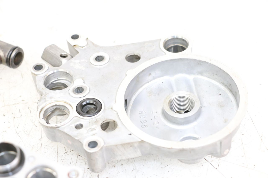 photo de POMPA OLEJU KAWASAKI GTR 1000 (1994 - 2004) - Stan powierzchni