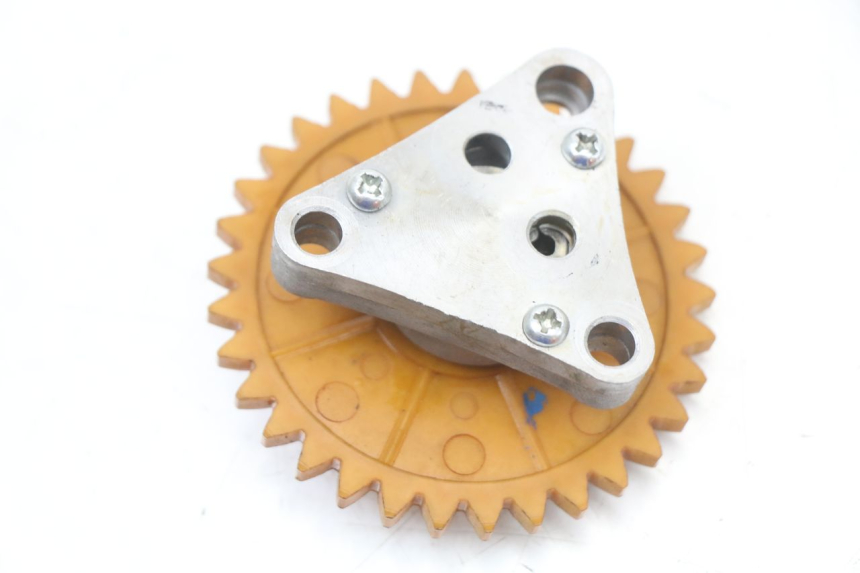 photo de POMPA OLEJU PEUGEOT KISBEE 4T 50 (2018 - 2022) - Zoom stanu zużycia