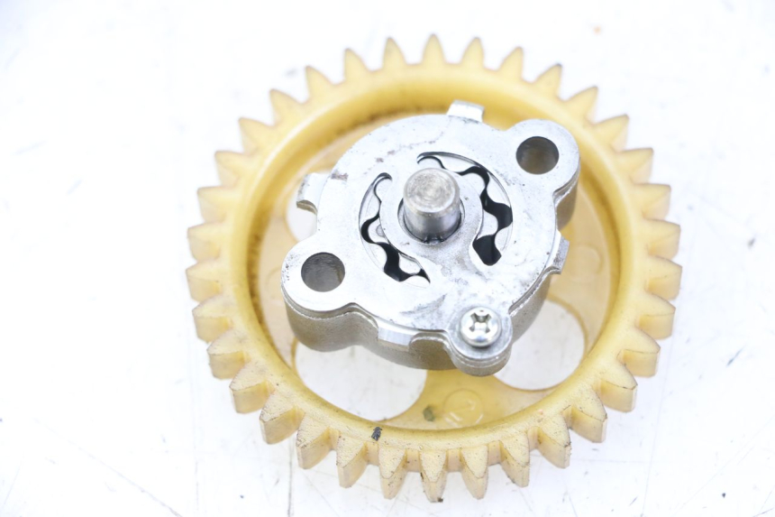 photo de POMPA OLEJU MBK MW TRYPTIK 125 (2014 - 2016) - Szczegół części