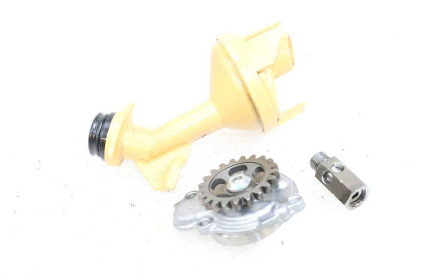 photo de POMPA OLEJU KAWASAKI NINJA 400 (2018 - 2023) - Zoom stanu zużycia