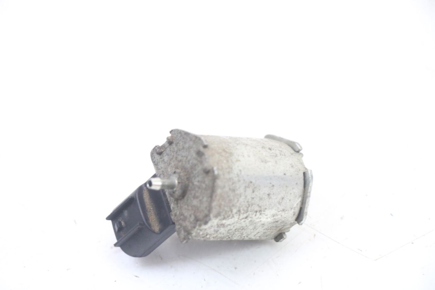 photo de POMPA OLEJU PEUGEOT TREKKER TKR 50 (2005 - 2014) - Inny kąt widzenia