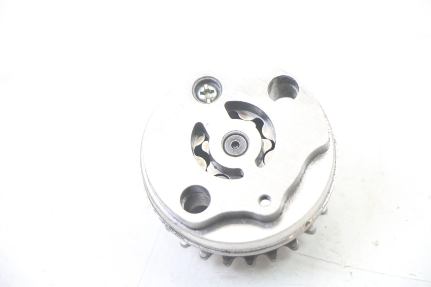 photo de POMPA OLEJU PEUGEOT VIVACITY 125 (2010 - 2017) - Zbliżenie techniczne