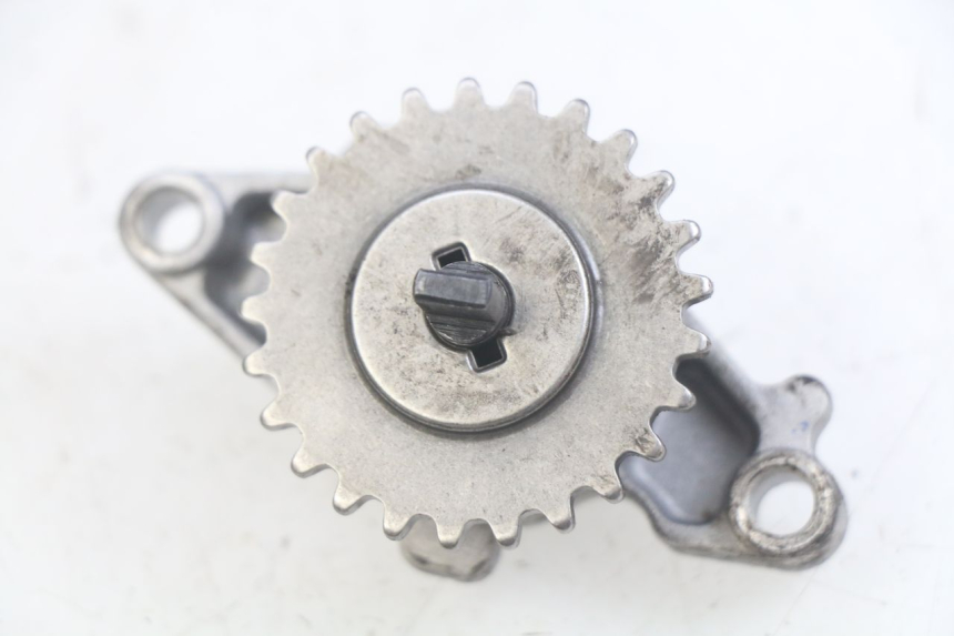 photo de POMPA OLEJU APRILIA SCARABEO LIGHT 125 (2007 - 2011) - Szczegół części