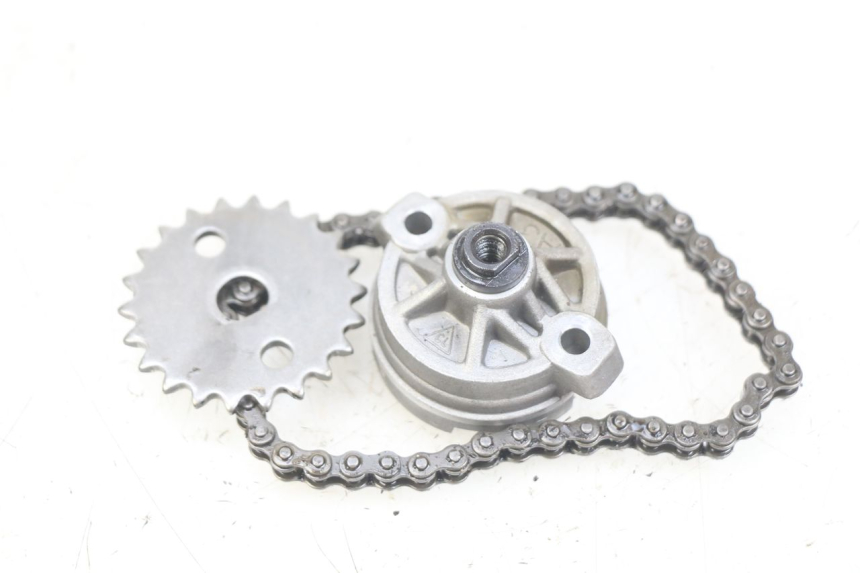 photo de POMPA OLEJU APRILIA SCARABEO 100 (2003 - 2012) - Zoom stanu zużycia