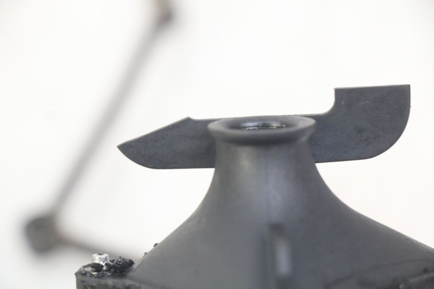 photo de POMPA OLEJU TRIUMPH SPRINT ST 955 (1999 - 2001) - Zbliżenie techniczne