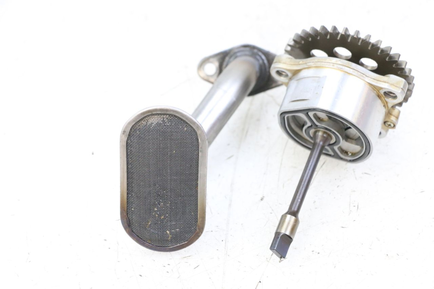 photo de POMPA OLEJU SUZUKI GSR 750 (2011 - 2017) - Zoom stanu zużycia