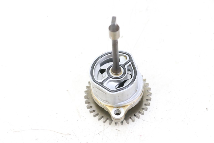 photo de POMPA OLEJU SUZUKI GSR 750 (2011 - 2017) - Punkty mocowania