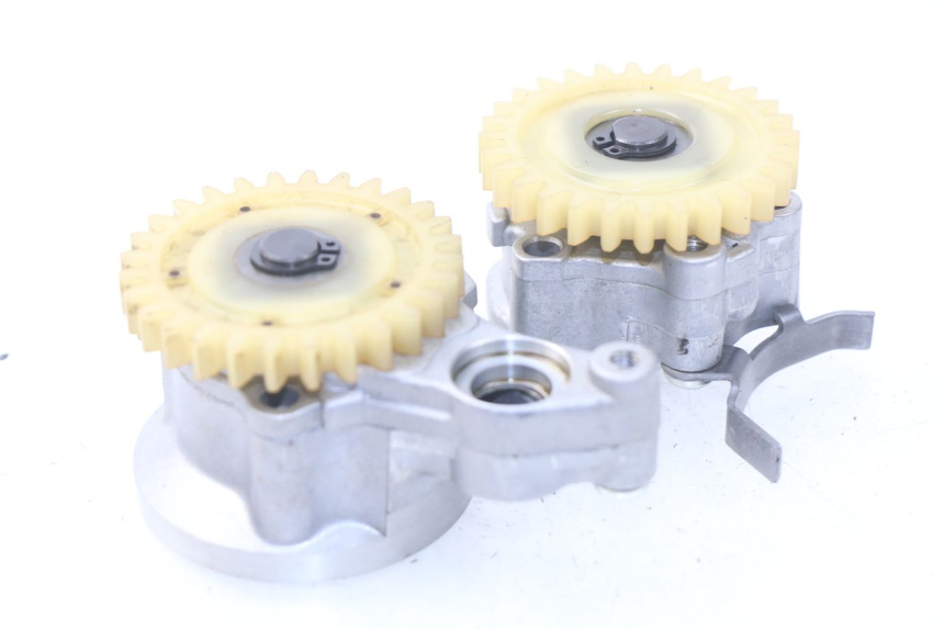 photo de POMPA OLEJU YAMAHA TDM ABS 900 (2002 - 2014) - Szczegół części