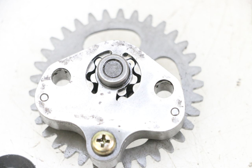 photo de POMPA OLEJU YAMAHA TTR 125 (2000 - 2020) - Zoom stanu zużycia