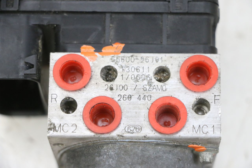 photo de POMPA ABS SUZUKI BURGMAN 650 (2013 - 2020) - Zoom stanu zużycia