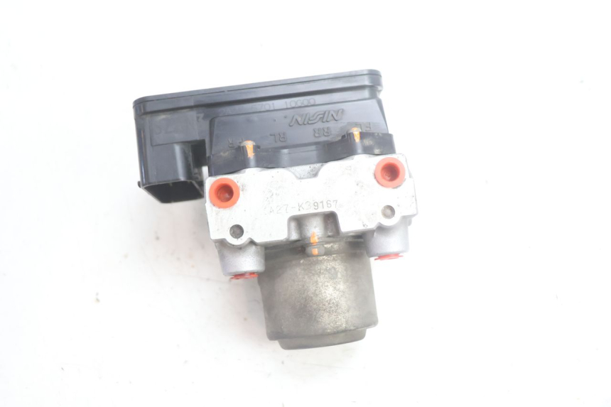 photo de POMPA ABS SUZUKI BURGMAN EXECUTIVE ABS 650 (2006 - 2012) - Punkty mocowania