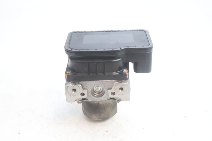 photo de POMPA ABS SUZUKI BURGMAN EXECUTIVE ABS 650 (2006 - 2012) - Oznaczenia i referencje
