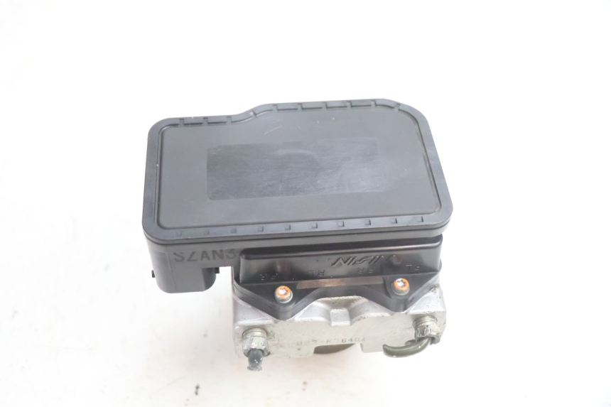 photo de POMPA ABS SUZUKI BURGMAN EXECUTIVE ABS 650 (2006 - 2012) - Stan powierzchni