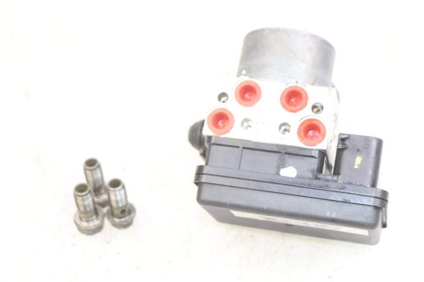 photo de POMPA ABS KYMCO DOWNTOWN ABS 125 (2015 - 2017) - Zbliżenie techniczne