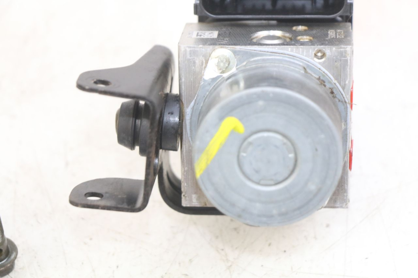 photo de POMPA ABS KYMCO DOWNTOWN ABS 125 (2015 - 2017) - Punkty mocowania